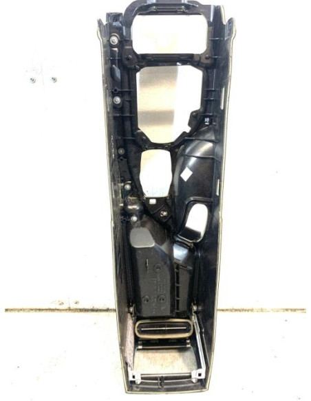 Console central (interieur plastique) BMW SERIE 5 E60 PHASE 2 Diesel