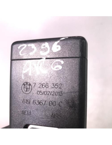 Attache ceinture arriere gauche BMW SERIE 1 F21 PHASE 1 Diesel