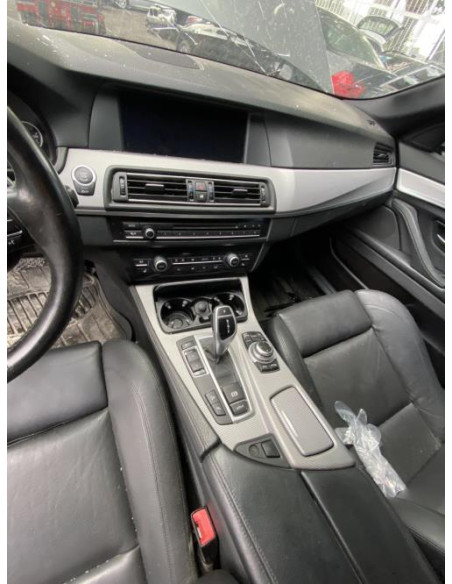 Poignee porte arriere droit BMW SERIE 5 F11 TOURING PHASE 1 BREAK Diesel