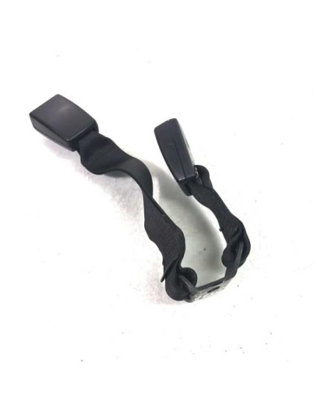 Attache ceinture arriere droit BMW SERIE 1 E87 PHASE 2 Diesel