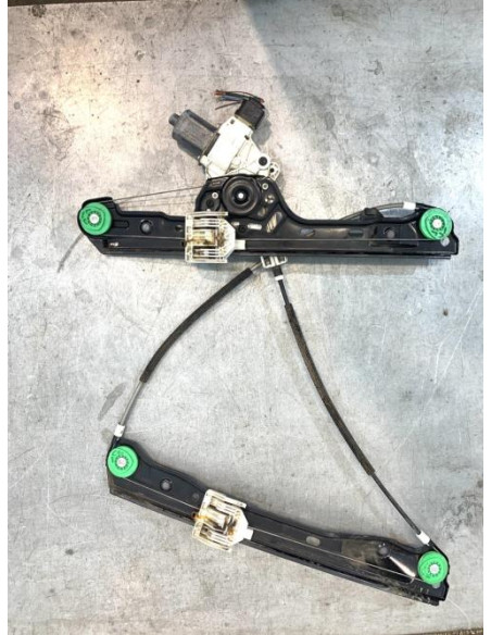 Moteur leve vitre avant gauche BMW SERIE 1 E87 PHASE 2 Diesel