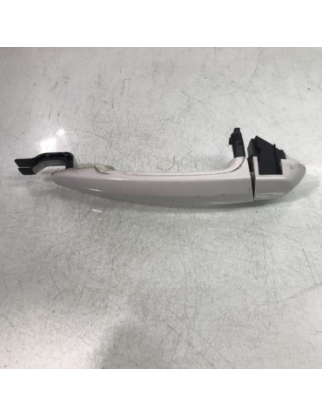 Poignee porte arriere droit BMW SERIE 1 E87 PHASE 2 Diesel