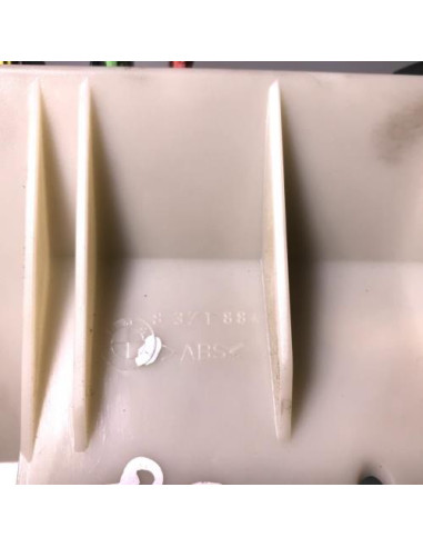 Porte fusible BMW SERIE 5 E39 TOURING PHASE 1 BREAK Diesel