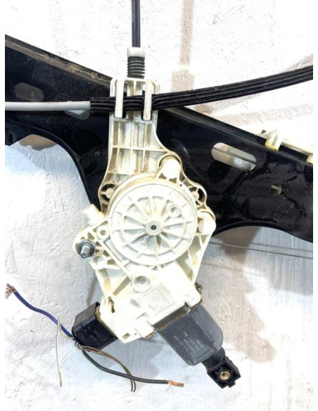 Leve vitre electrique avant droit BMW X1 E84 PHASE 2 Diesel