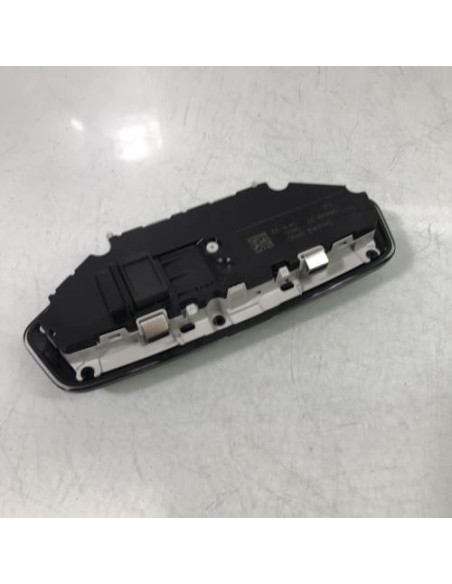 Eclairage de plafonnier BMW X1 U11 