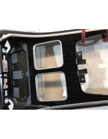 Console central (interieur plastique) BMW SERIE 7 G70 