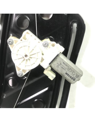 Leve vitre electrique arriere gauche BMW SERIE 1 E88 CABRIO Essence