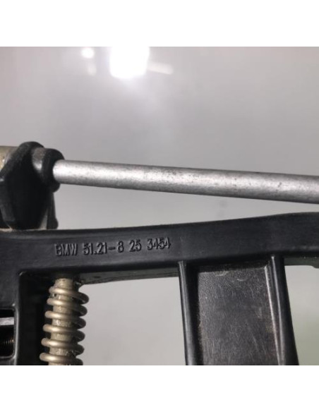 Support poignee porte avant droite BMW SERIE 3 E46 TOURING PHASE 1 BREAK 