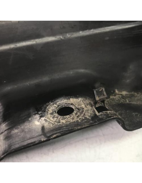 Cache moteur  BMW SERIE 1 E81 Diesel