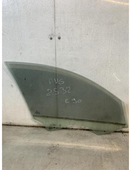 Vitre avant gauche BMW SERIE 3 E90 PHASE 2 Diesel