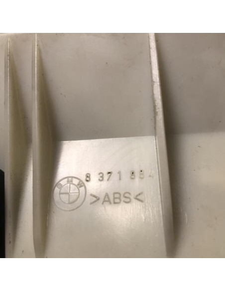 Porte fusible BMW SERIE 5 E39 TOURING PHASE 1 BREAK Diesel