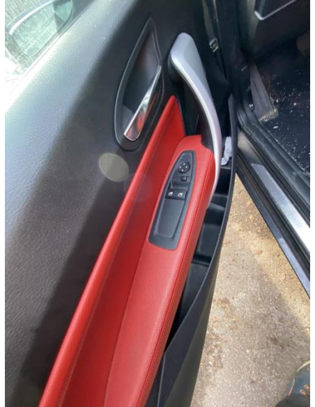 Console central (interieur plastique) BMW SERIE 1 F21 PHASE 1 Essence