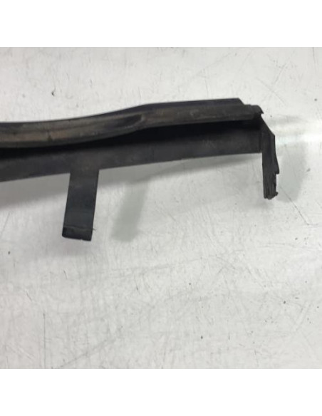 Enjoliveur moustache optique avant gauche BMW SERIE 3 E46 PHASE 1 Essence