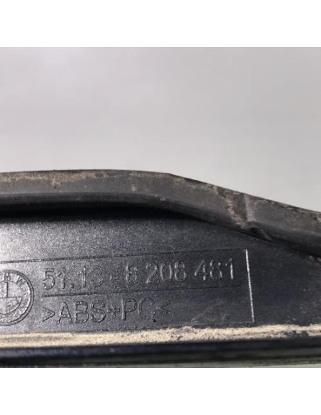 Enjoliveur moustache optique avant gauche BMW SERIE 3 E46 PHASE 1 Essence