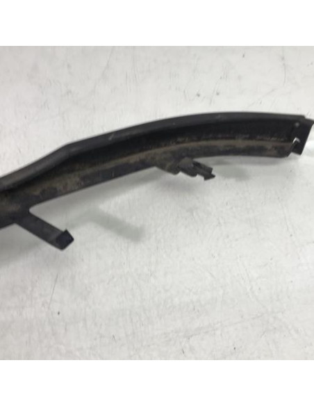 Enjoliveur moustache optique avant droit BMW SERIE 3 E46 PHASE 1 Essence