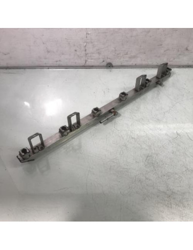 Rampe injection BMW SERIE 1 E88 CABRIO Essence