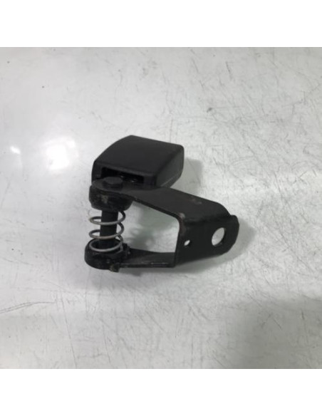 Attache ceinture arriere droit BMW X3 E83 PHASE 1 Diesel