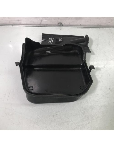 Baie de pare brise BMW SERIE 1 E87 PHASE 1 Essence