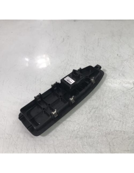 Interrupteur de leve vitre avant droit BMW SERIE 1 F21 PHASE 2 