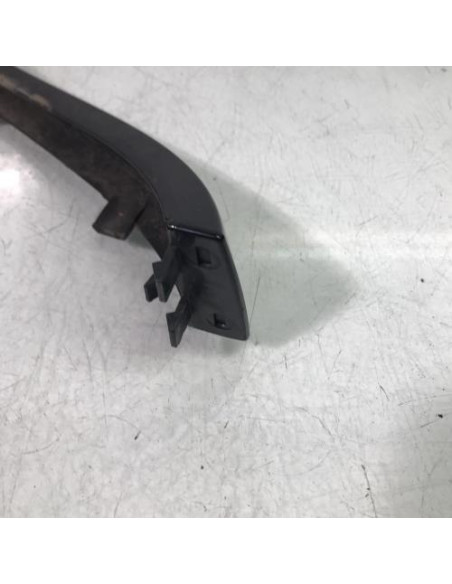 Enjoliveur moustache optique avant droit BMW SERIE 3 E46 PHASE 1 