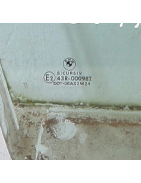 Vitre avant droit BMW SERIE 5 E39 TOURING PHASE 1 BREAK Diesel