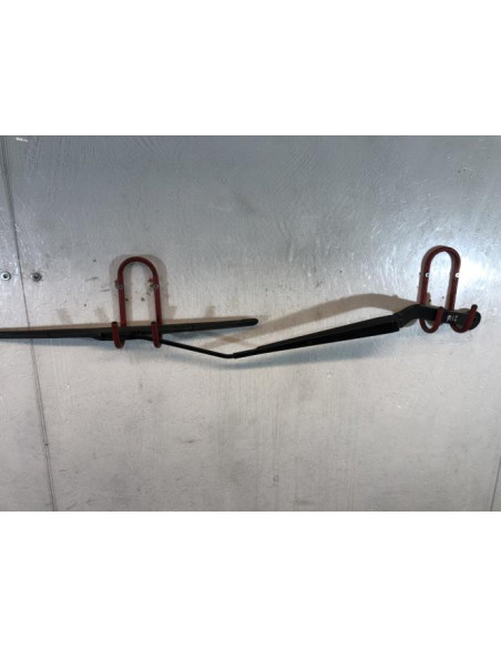 Bras essuie glace avant droit BMW X5 F15 Diesel