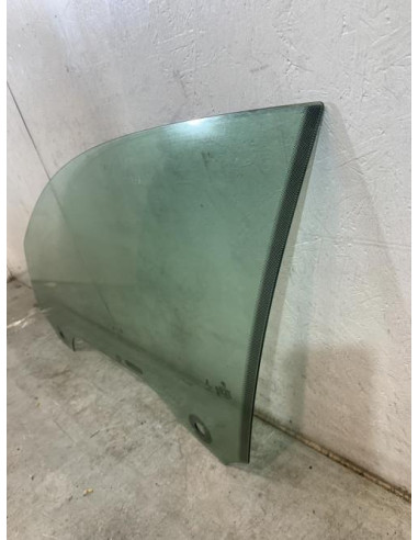 Vitre avant gauche BMW SERIE 1 F21 PHASE 2 Essence