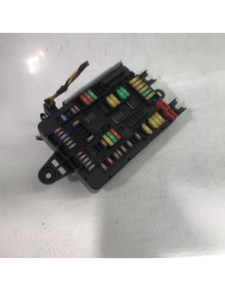 Porte fusible BMW SERIE 1 F20 PHASE 2 Essence