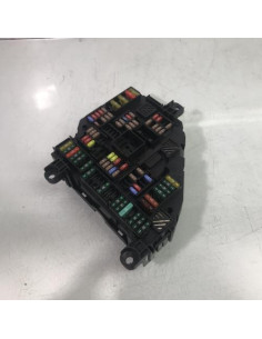 Porte fusible BMW SERIE 5 F07 GRAN TURISMO PHASE 2 Essence