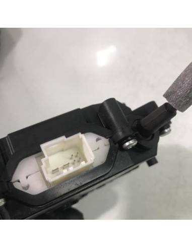 Actionneur serrure coffre BMW SERIE 5 F07 GRAN TURISMO PHASE 2 Essence