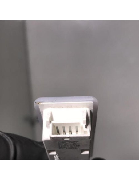 Eclairage de plaque BMW SERIE 5 F07 GRAN TURISMO PHASE 2 Essence