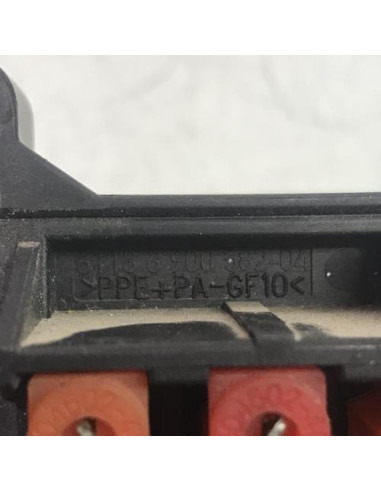 Porte fusible BMW SERIE 7 E65 PHASE 2 Diesel