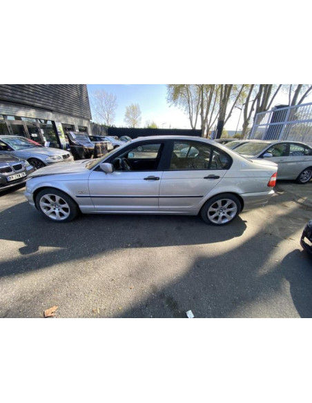 Enjoliveur moustache optique avant gauche BMW SERIE 3 E46 PHASE 1 Essence