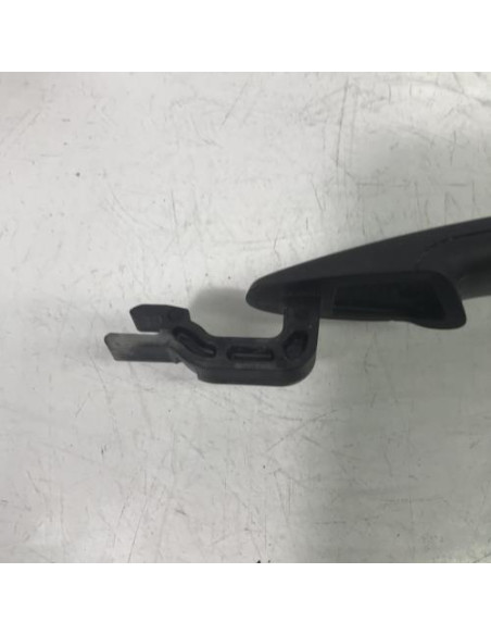 Poignee porte avant gauche BMW SERIE 1 E87 PHASE 1 Essence