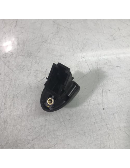 Poignee porte avant droit BMW SERIE 1 E87 PHASE 1 Essence