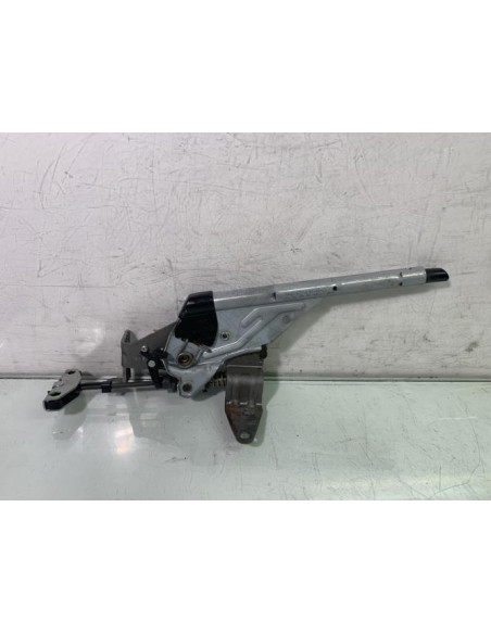 Levier frein à main BMW SERIE 1 E87 PHASE 1 Essence