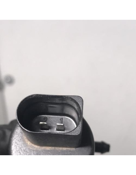 Pompe lave glace arriere BMW SERIE 1 E87 PHASE 1 Essence