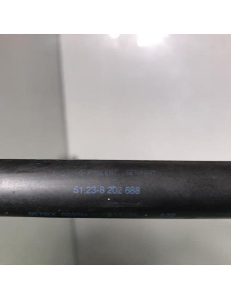 Verin de capot BMW SERIE 3 E46 PHASE 2 Essence