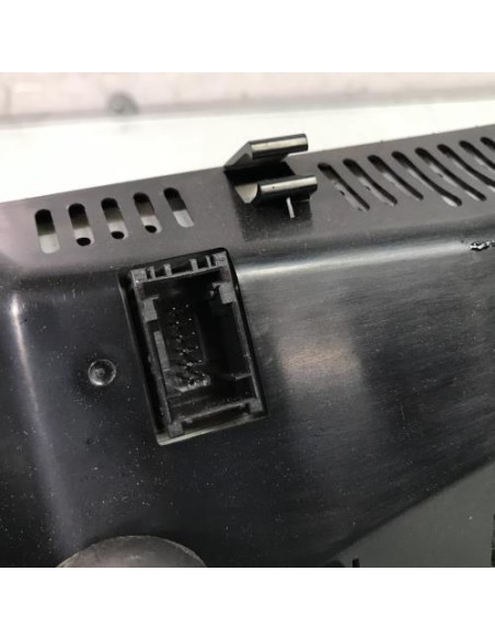 Ecran GPS BMW SERIE 3 E90 PHASE 1 Diesel