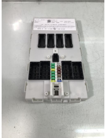 Porte fusible BMW X1 F48 PHASE 1 