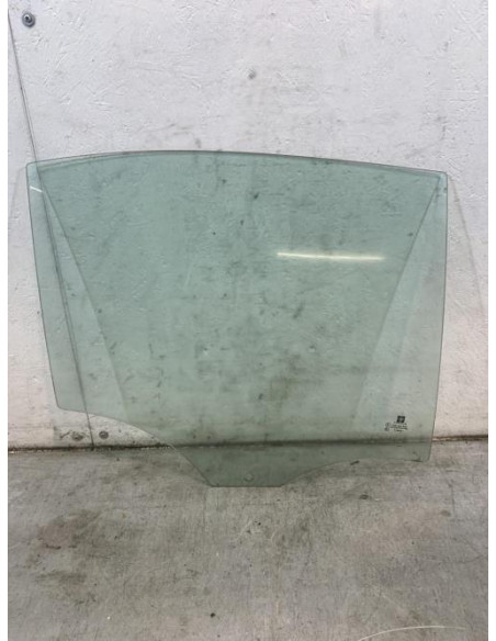 Vitre arriere droit BMW SERIE 3 E90 PHASE 1 Diesel