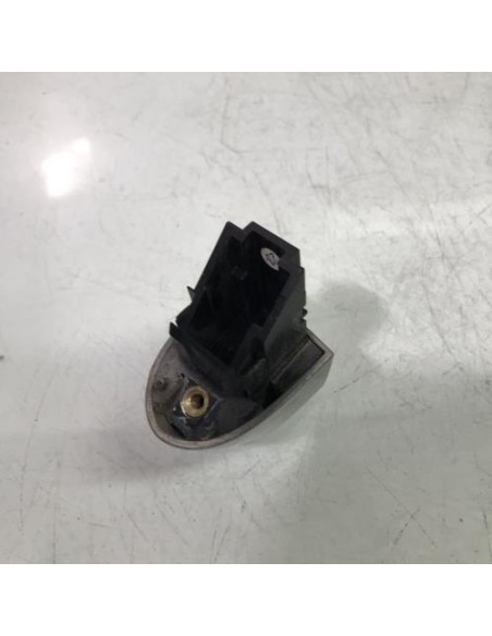 Poignee porte arriere droit BMW SERIE 3 E90 PHASE 1 Diesel