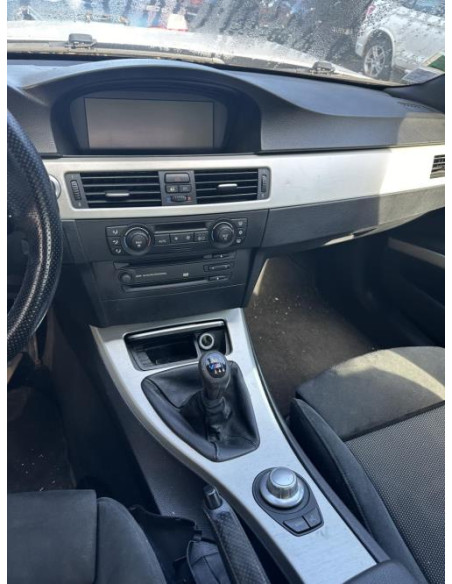 Prise port USB BMW SERIE 3 E90 PHASE 1 Diesel