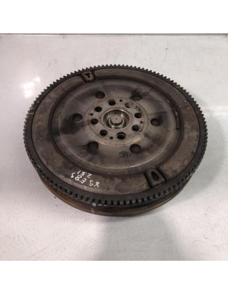 Volant moteur BMW X3 E83 PHASE 1 