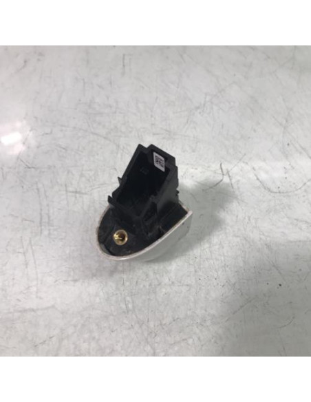 Poignee porte avant droit BMW SERIE 1 F20 PHASE 2 Essence