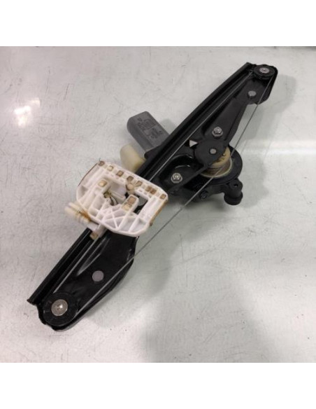 Leve vitre electrique arriere droit BMW SERIE 1 F20 PHASE 2 Essence