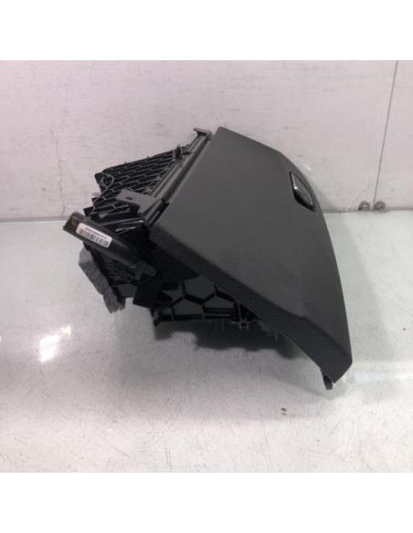 Boite a gants BMW SERIE 1 F20 PHASE 2 Essence