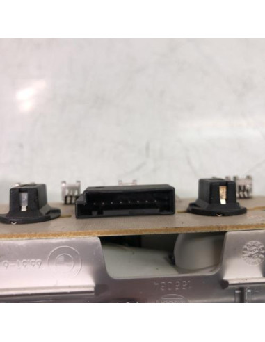 Eclairage de plafonnier BMW SERIE 7 E65 PHASE 2 Diesel