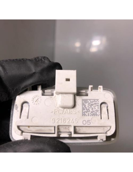 Eclairage de plafonnier BMW SERIE 1 F21 PHASE 1 Essence