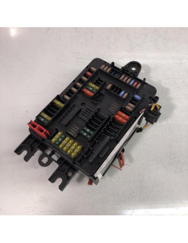 Porte fusible BMW SERIE 1 F21 PHASE 1 Essence